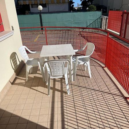 Residence Al Mare - Agenzia Cocal Caorle Eksteriør bilde